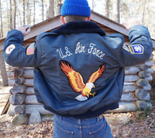 Vintage 70er Jahre Air Force Holz King Bomber Jacke mit Patches Made in USA groß