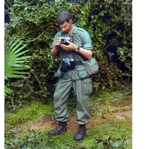 Callsign War Correspondent Photographer Vietnam 1:35 kit sin pintar - Imagen 1 de 1