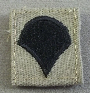 Desert Tan Cloth Embroidered Rank Insignia - Specialist 4th Class New Pair - Picture 1 of 1