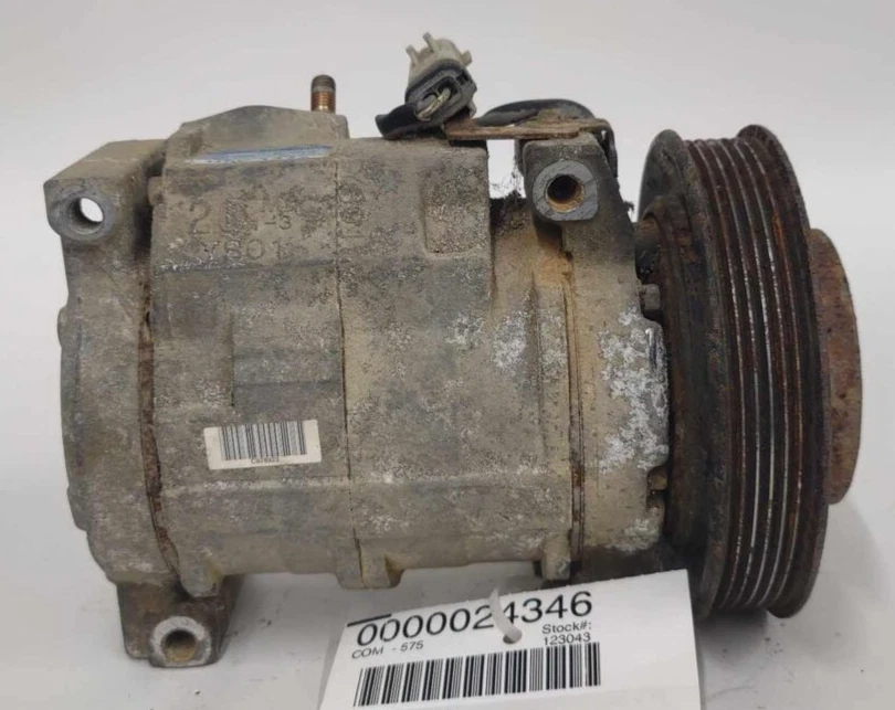 Chrysler Voyager 2001-02 compresor de aire acondicionado 2,4 L P05005410AA Foto 1 de 4