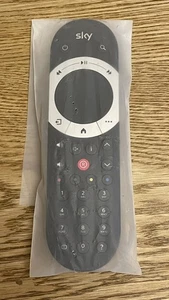 Genuine Sky Q Touch Remote Control With Bluetooth & Voice Control - Model EC050 - Picture 1 of 4