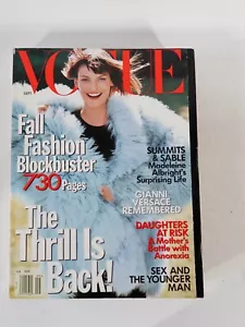 Vintage September 1997 VOGUE US Linda Evangelista - Bild 1 von 3