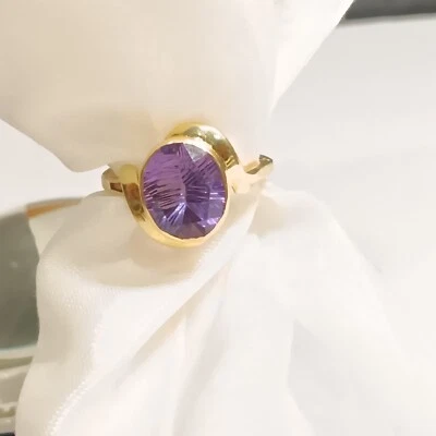 Anel de ametista Ĺarge 4,9 gramas ouro 14k corte extravagante tamanho 7,5 com pulseira de ajuste de dedo - Imagem 1 de 4