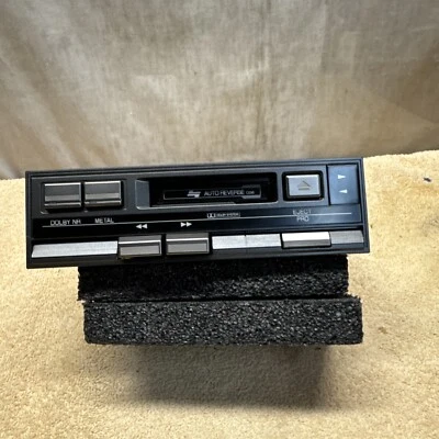 Reproductor de cinta de casete Chrysler G•93 vintage 1987-1990 PN#MB530312 NOS sin probar Foto 1 de 4