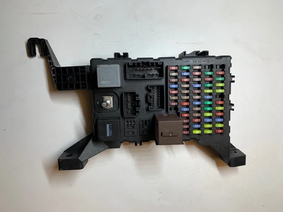 Scatola fusibili Jaguar X-type 2.0 D 4x43-14A073-AC PJB X400 - Immagine 1 di 4