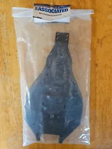 Team Associated Rc10b4 Chassis New In Package - Picture 1 of 3