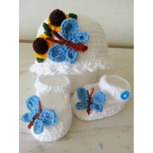 Botines bebé hechos a mano y sombrero mariposa a juego Foto 1 de 1