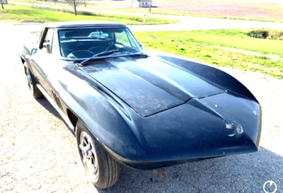 1965 Chevrolet Corvette  - Image 1 of 4