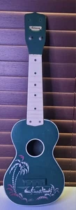 1950s Harmony Soprano Ukulele Green Finish Island Stencil As Is No Strings - Picture 1 of 3