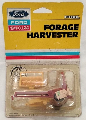 Cartão amarelo New Holland colheitadeira de forragem em escala 1/64 - Imagem 1 de 4