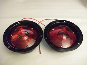 Two Vintage NOS 2 SIGNAL STAT no.26d TRUCK Brake Lamp Lights Red Flush Recessed - Picture 1 of 5