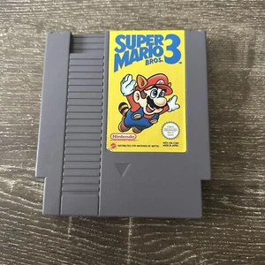 NES - Super Mario Bros 3 - Picture 1 of 3