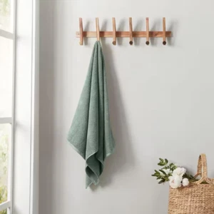 Green 100% Cotton Quick Dry Single Bath Towel - Picture 1 of 6