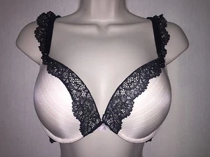 Pink & White Stripes With Black Lace Victoria's Secret Bra 36D - Picture 1 of 5