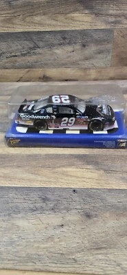 Kevin Harvick #29 GM Goodwrench E.T. 2002 1/24 Nascar Diecast New - Image 1 of 4