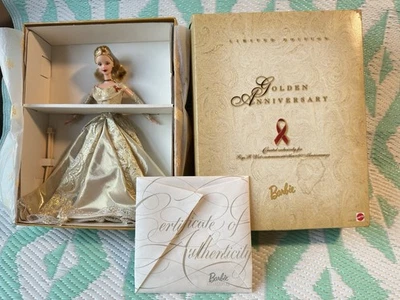 Muñeca Barbie Aniversario Dorado Toys R Us 50 Aniversario Edición Limitada Nueva Foto 1 de 4