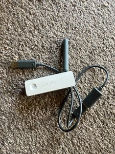 Adaptador de red inalámbrica Microsoft XBOX 360 Internet WiFi OEM genuino - Imagen 1 de 3