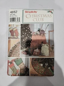 Muster Christmas Club Simplicity #4842 Strümpfe Baumrock Geschenktüten Basteln - Bild 1 von 3