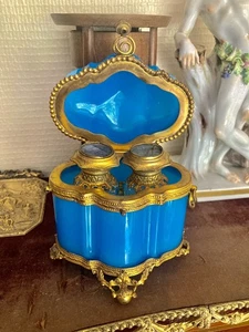 Blue Opaline Box with Perfume Bottles. 19th Century France,coffret à Senteurs - Picture 1 of 8