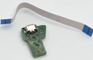 Charging Port Circuit Board Socket Ribbon PlayStation 4 PS4 Green JDS-040 ZCT2 - Picture 1 of 5