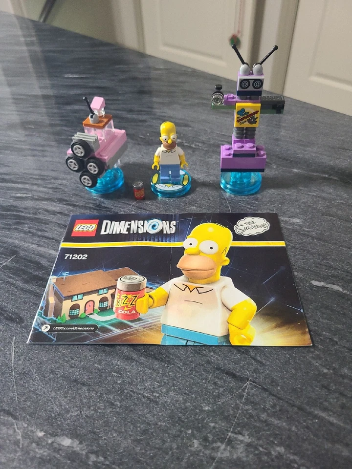 100% Complete Lego DIMENSIONS 71202 THE SIMPSONS HOMER CAR TV W/booklet - Image 1 of 1