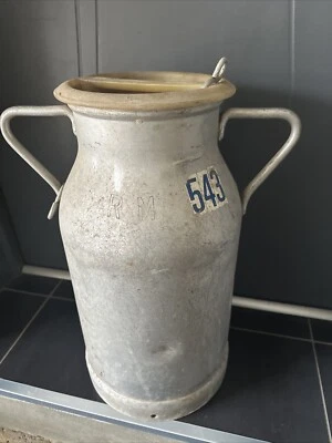 (n7) ANCIEN GRAND BIDON A LAIT  DE MARQUE EN ALU HUGONNET DIJON  LOFT CHALET - Photo 1/4