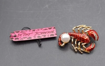 Новая эмалированная брошь на булавке с красным скорпионом Betsey Johnson - Изображение 1 из 4