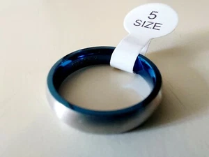 Size 5 Silver & Blue Titanium Unisex Band Ring. New. Opened only for photographi - Picture 1 of 3