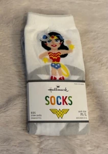 Hallmark DC Comics Wonder Woman Kids Crew Socks Size M/L - Picture 1 of 4