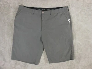 Pantalones Cortos Chinos Travis Mathew Para Hombre 40 Golf Performance Gris Exterior - Imagen 1 de 12