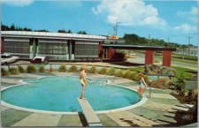 Coos Bay, Oregon Postcard "COURTEL COOS BAY" Girls at Motel Pool / 1964 Cancel