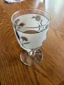 Vintage Libbey Silver Leaf Wheat Frosted Goblet Wine/Water Glass - Picture 1 of 7