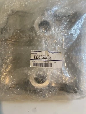 CUBIERTA VÁLVULA LADO IZQUIERDO OEM 13279AA430 SUBARU BRZ WRX 2013 13 2014 15 16 17 Foto 1 de 3