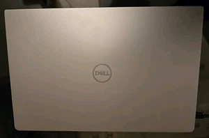 Dell XPS 13 7390 Core i7-10510U 16GB 1 TB SSD 13.3 UHD 3840x2160 QWERTZ Touch - Bild 1 von 5
