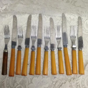 Vintage, 12pc Bakelite FlatwareSet-Knives and Fork Service for 6 - Picture 1 of 1