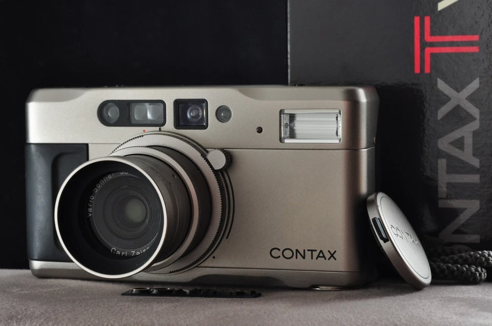 US duty paid NEAR MINT BOXED Contax TVS Point & Shoot 35mm Compact Film Camera - Image 1 of 4