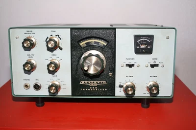 Heathkit HW-101 inkl. Kabel und Netzteil - Bild 1 von 4