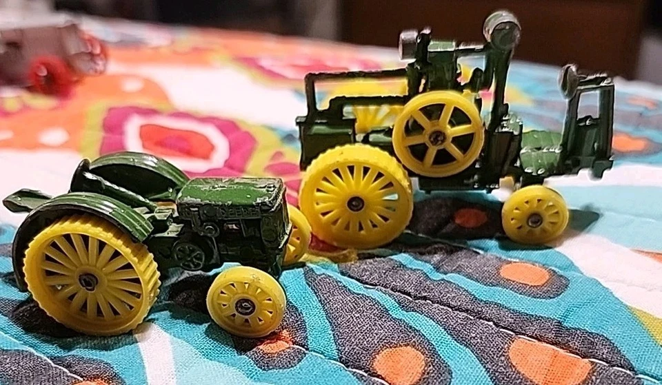 Lot Of 2 John Deere Model 1892 Froelich & Waterloo Boy 1914 Model D , Usa 1/64 - Imagem 1 de 4