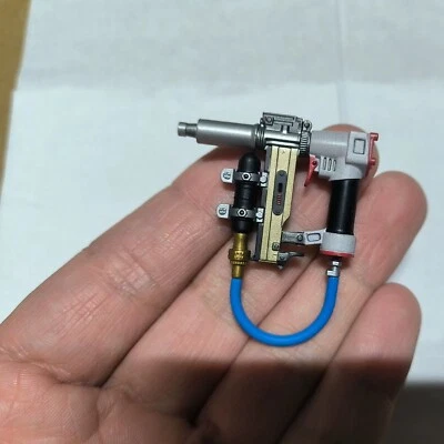 Boneco pistola de pregos HT 1/6 MMS209 arma Hot Toys Iron Man 3 Tony Stark The Mechanic - Imagem 1 de 2