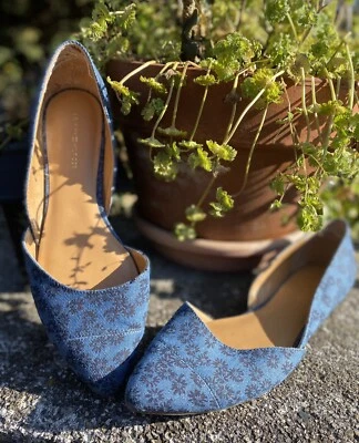 Tommy Hilfiger D'Orsay Pisos Retro Mujer Talla 9 Azul-Negro Foto 1 de 4