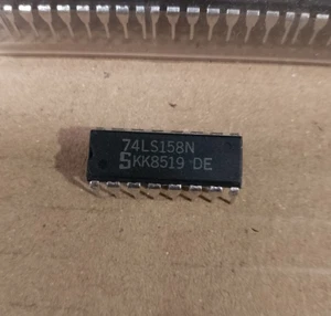 10 x NUEVO 74LS158N-16PIN-DIL Multiplexor de 2 entradas - Imagen 1 de 1