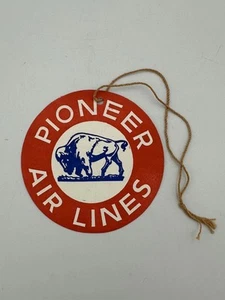 PIONEER AIRLINES ETICHETTA BAGAGLIO VINTAGE ORIGINALE COMPAGNIA AEREA - Foto 1 di 4