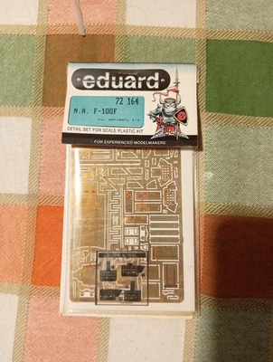 Foto incisioni Eduard 72 164 North American F-100F Scala 1/72 - Immagine 1 di 2
