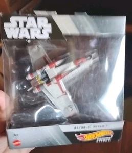 Hot Wheels Star Wars Starships Select. Republic Gunship. NIB - Picture 1 of 6