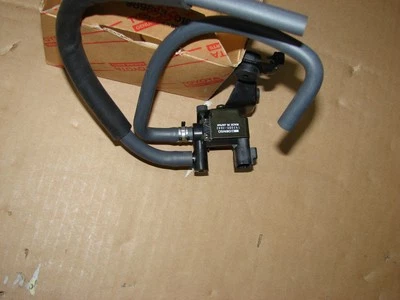 VALVE MAGNET (FOR IDLE UP DEVICE) CARINA E T19  TOYOTA GENUINE Parts 17600-16010 - Image 1 of 4