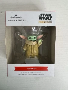 Hallmark Disney Christmas Ornament Star Wars The Child Mandalorian Grogu Yoda - Picture 1 of 4