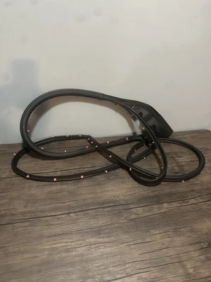 2021-2023 Ford F150 Left Front Door Weather Strip Super Cab ML34- 1820531 - Image 1 of 4