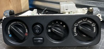2000 2004 Mitsubishi Montero Sport Climate Front Control MR460759 See Pics! - Image 1 of 4