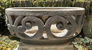 Piantatrice decorativa vintage italiana grande pietra ovale fusa - Foto 1 di 19