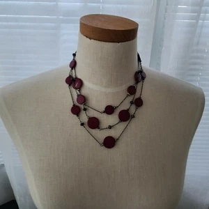 16"-20" necklace black chain w/plastic deep raspberry colored disc 3 layer N3 - Picture 1 of 4